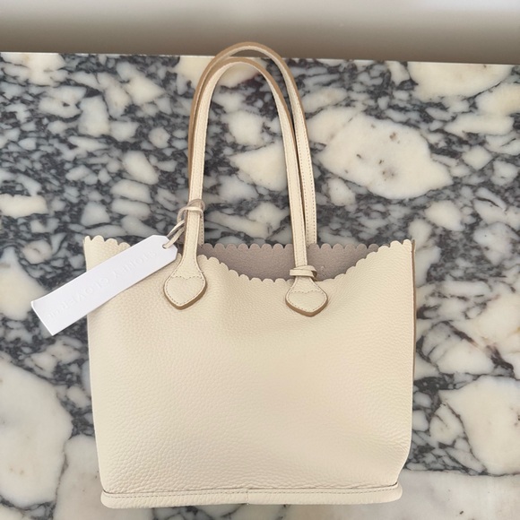 Stoney Clover Lane Leather Pittsford Little Tote in Vanilla - Picture 5 of 7